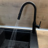 Смеситель для кухонной мойки Gappo G4398-46 с выдвижной лейкой, черный 